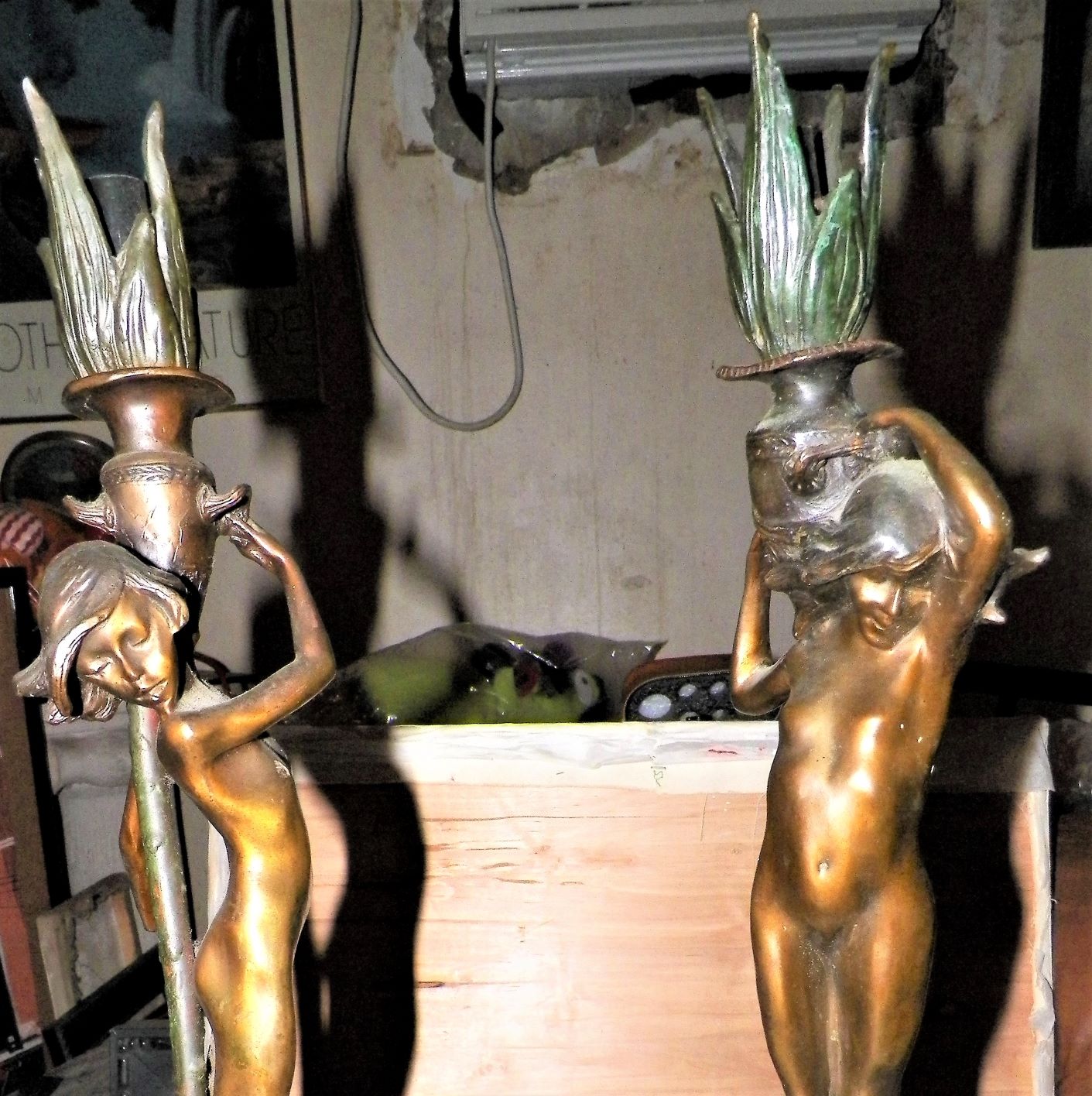 LAMP FIGURAL BRONZE 4AAA.JPG