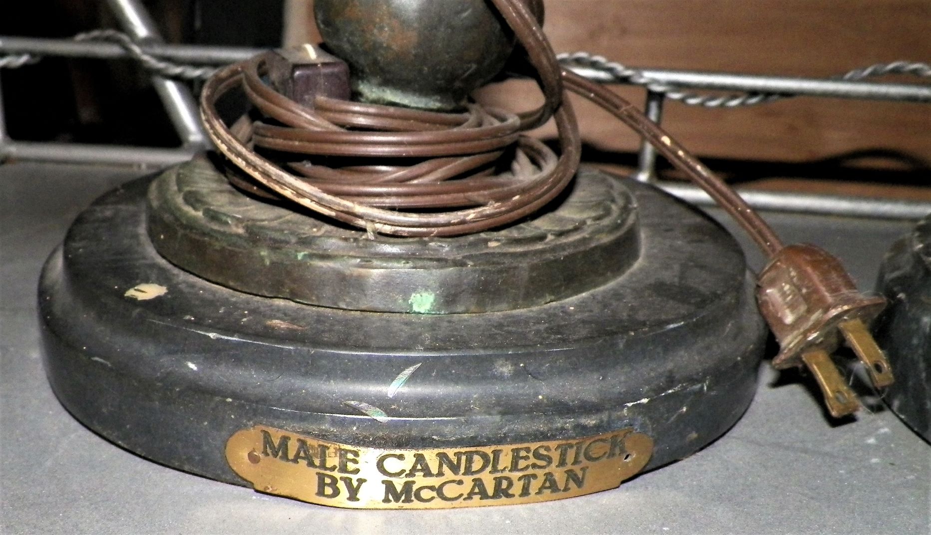 LAMP FIGURAL BRONZE 6AAA.JPG