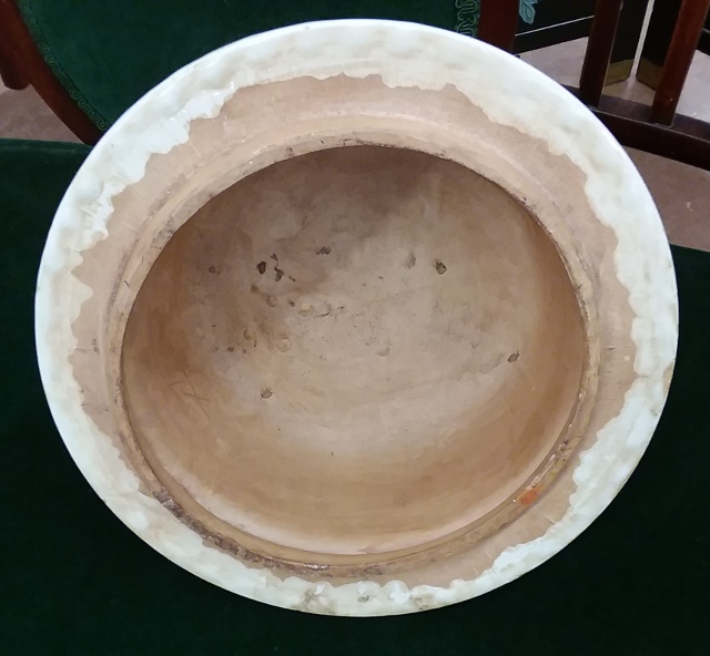 Large Chinese vase at Beloit Auction 1 (640x592).jpg