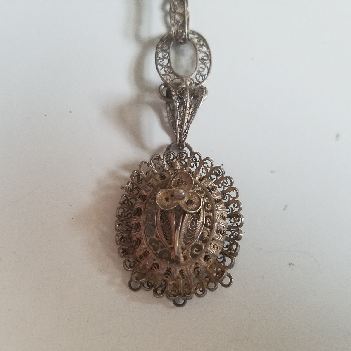 LAU_Filigree Question-4.jpg