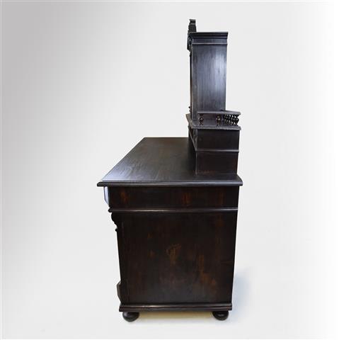 levoodstrani2ZGRADIENTOM (Small).jpg