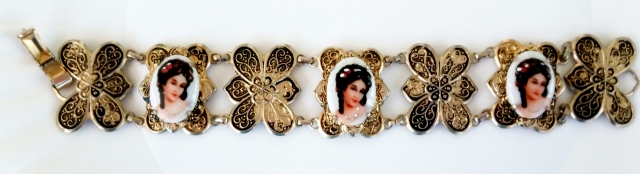 Limoges Bracelet.jpg