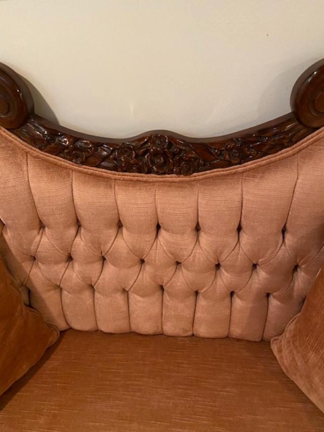 Loveseat 3.jpg
