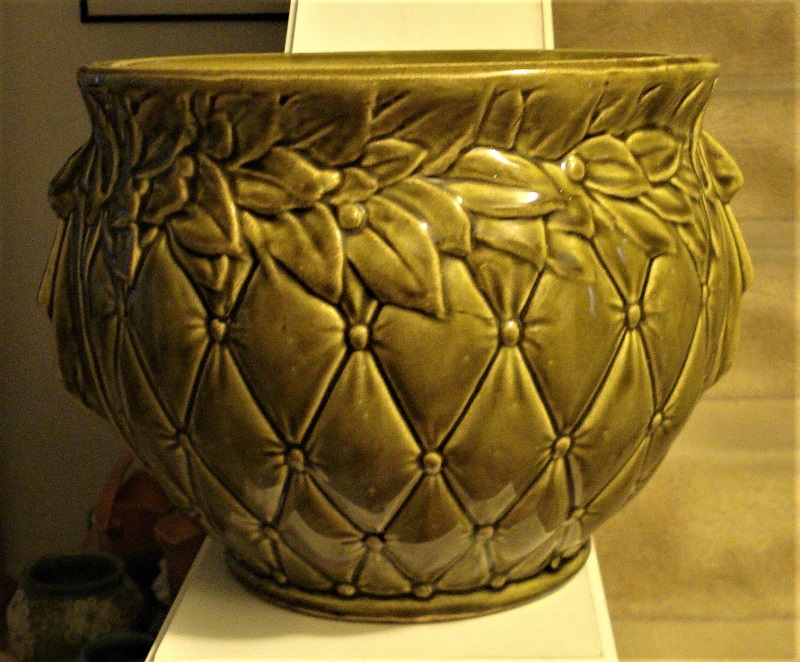 Mccoy large jardinaire.jpg