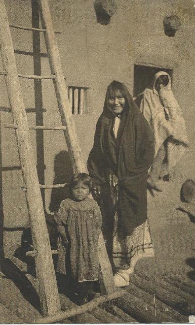 McKenna N Dakota Postcard 1909.jpg