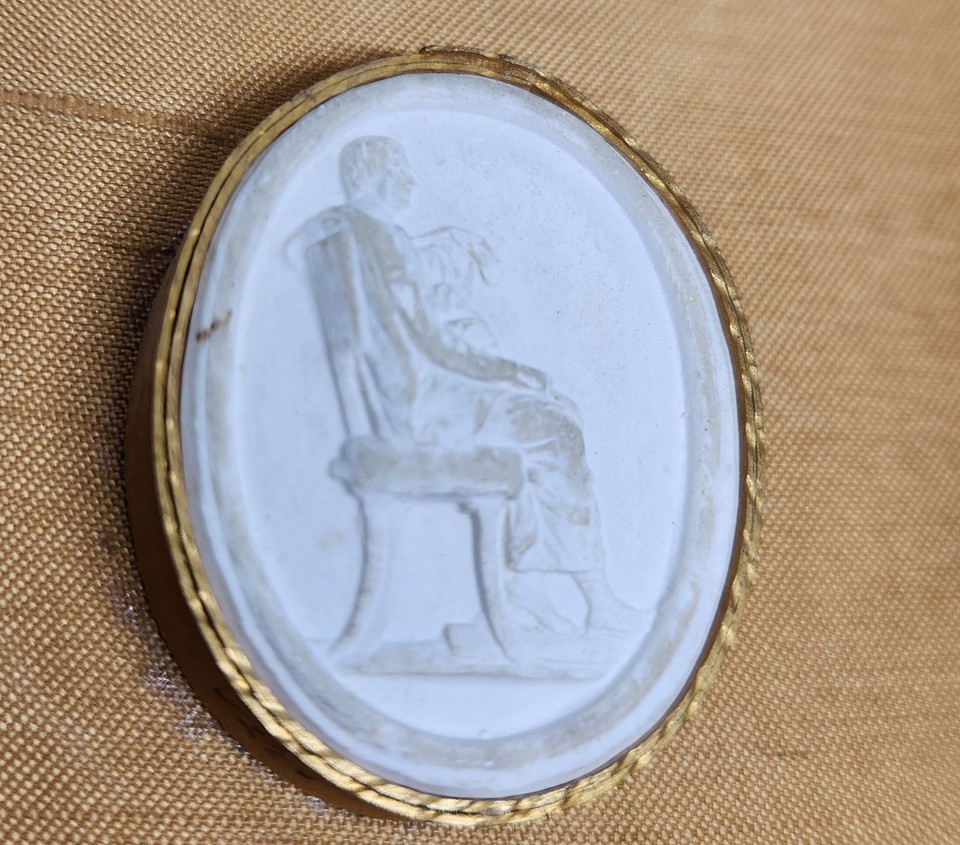 Menander plaster impression 1.jpg