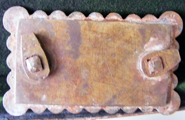 METAL BOX 013-002.JPG