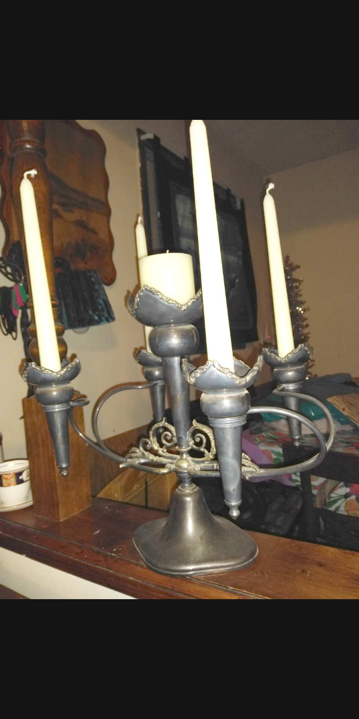 metalcandlesticks.png