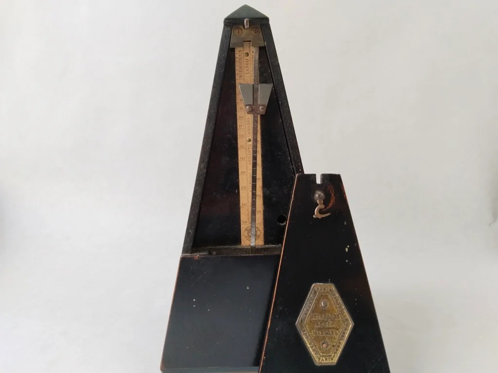 metronome-selon-maelzel-antique-1900s-250324-2.jpg