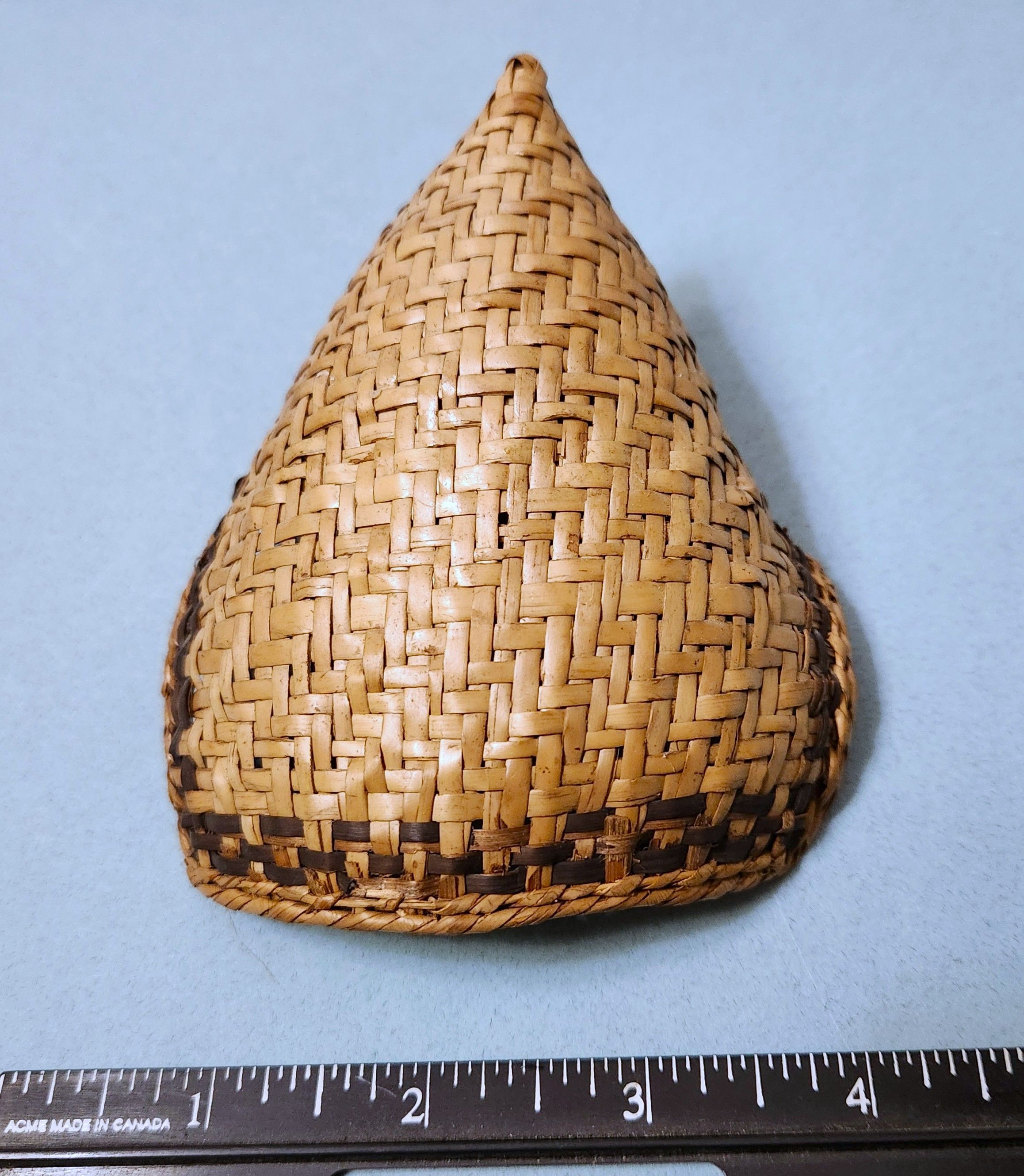 miniature African basket - bonnet 1 small.jpg