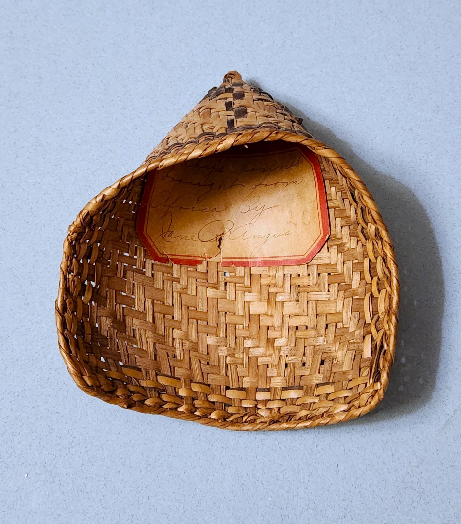 miniature African basket - bonnet 2.jpg