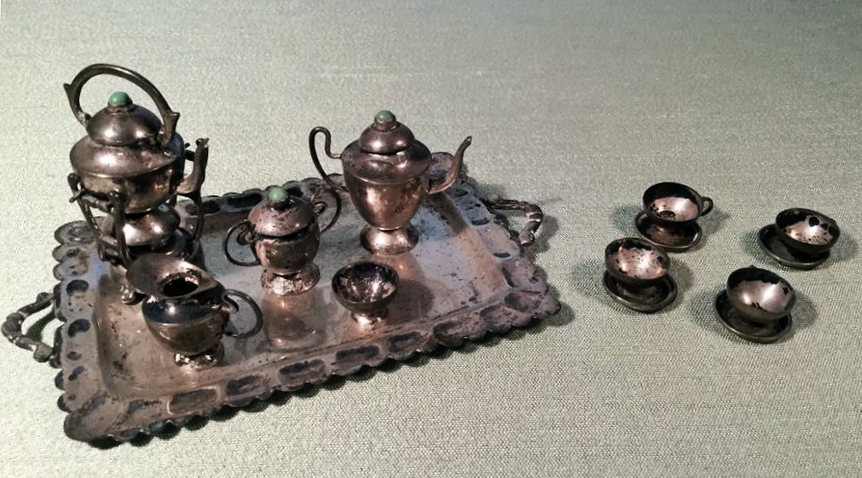 miniature-mexican-tea-service-1 (1).jpg