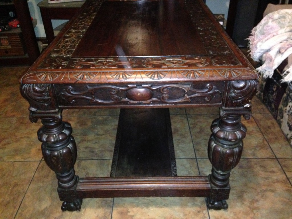 Momma's  Old Table (2).jpg