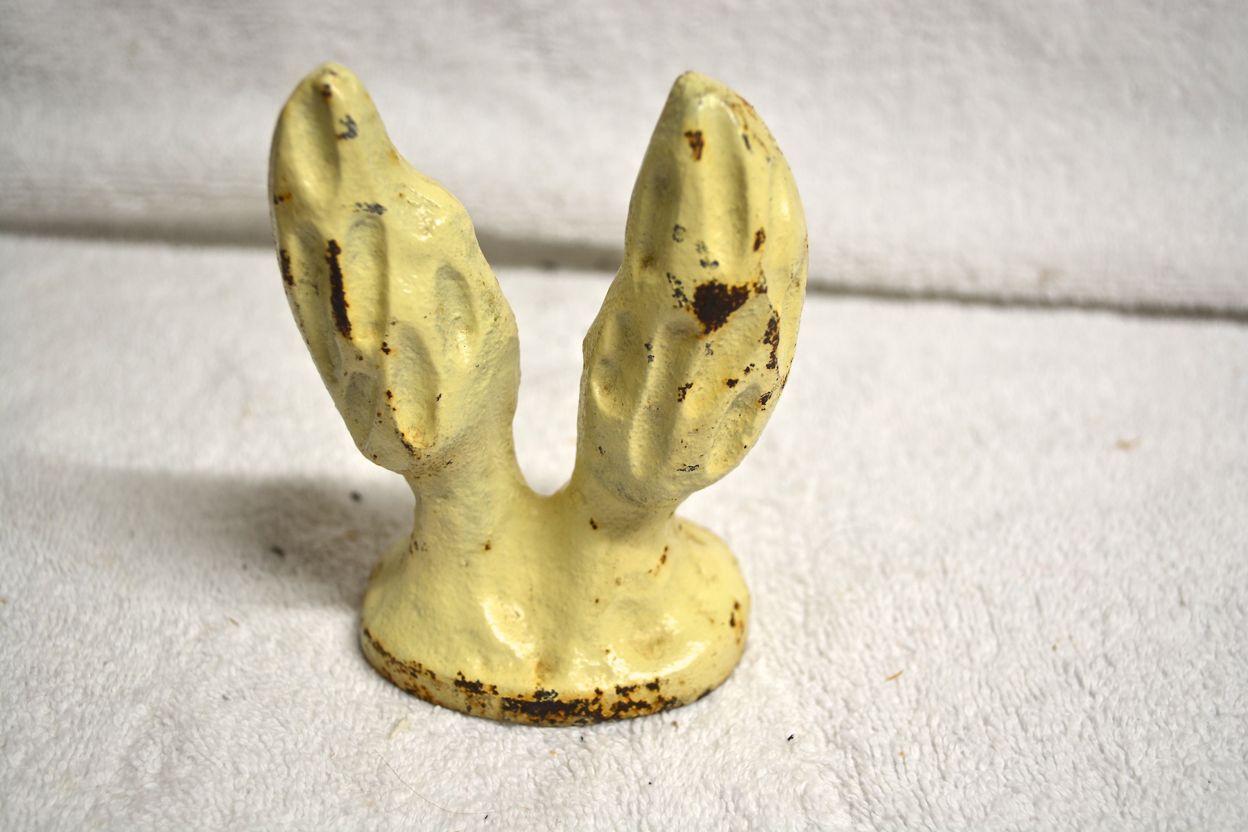 morel mushroom cast iron doorstop? Yard ornament? Id Antiques Board