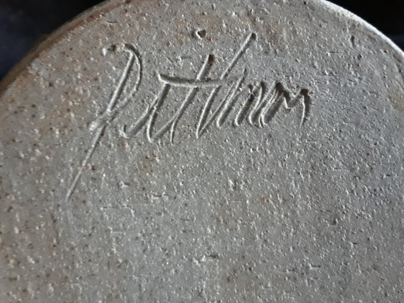 MUG D 800.jpg
