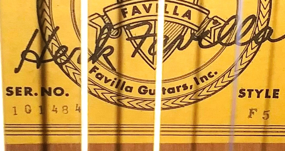 MUSIC GUITAR FAVILLA F5 3CAA.jpg