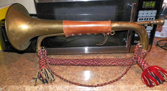 MUSIC HORN COUESNON PARIS FRANCE 1AA.JPG