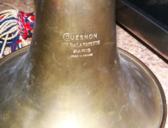 MUSIC HORN COUESNON PARIS FRANCE 7AA.JPG