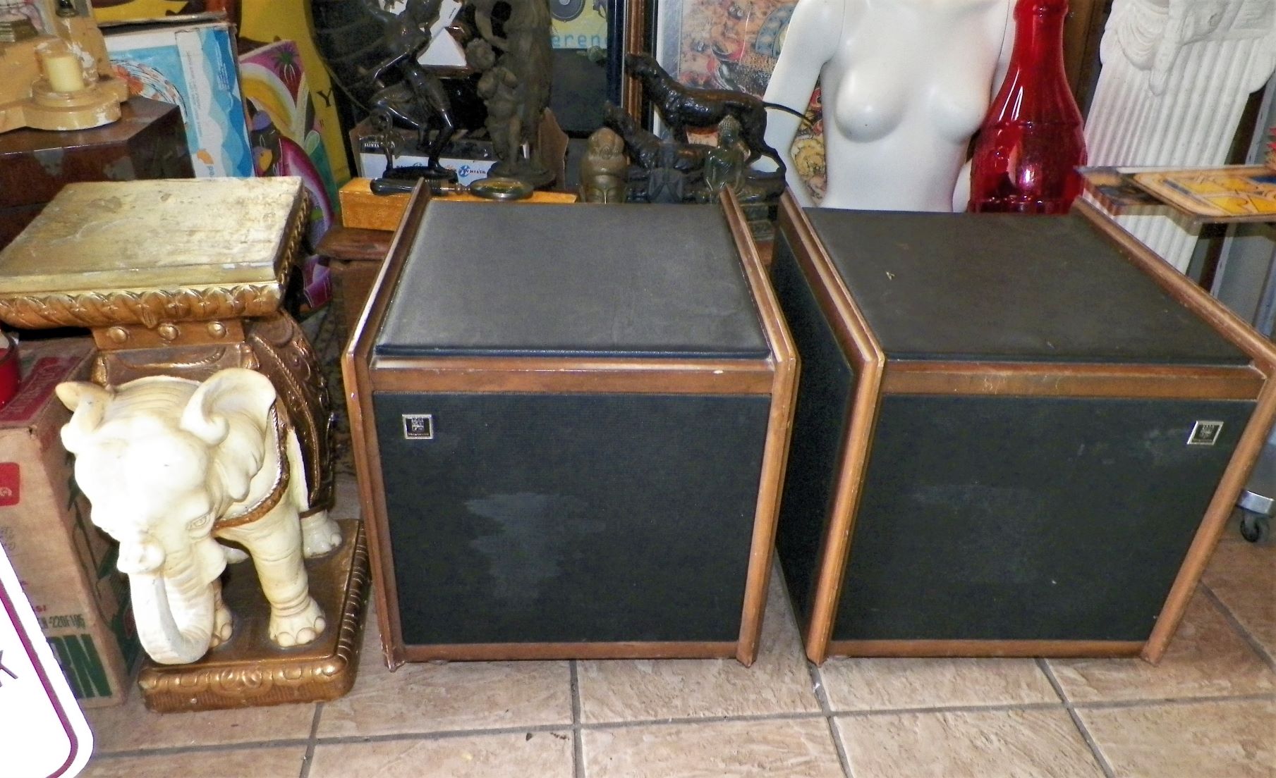 music speakers magnavox 1aa.JPG