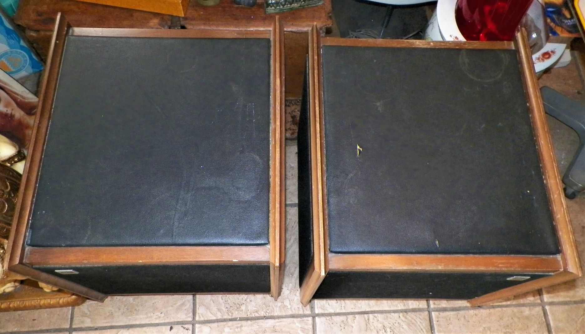 MUSIC SPEAKERS MAGNAVOX 2AA.JPG