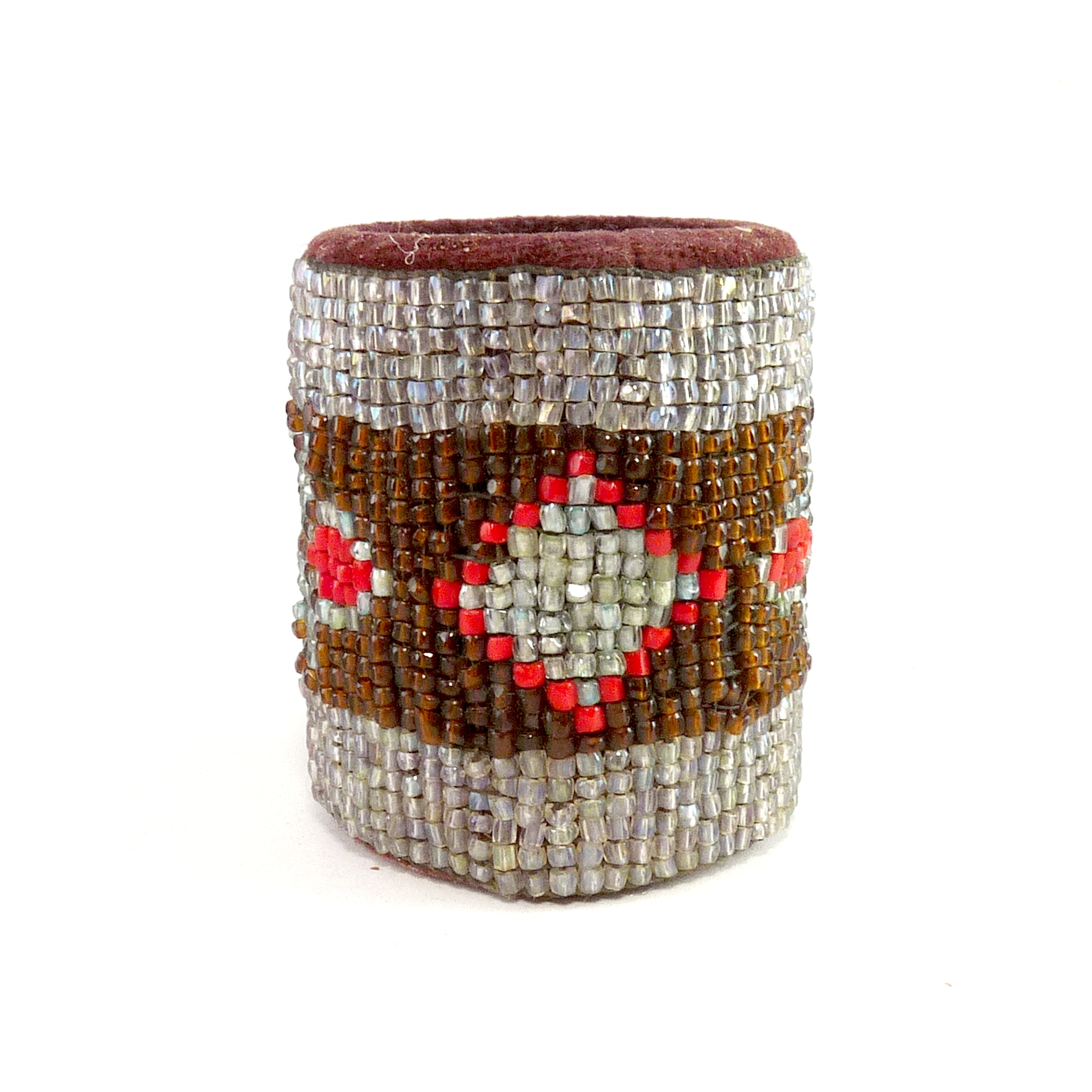 Native_American_beaded_napkin_ring_1.JPG