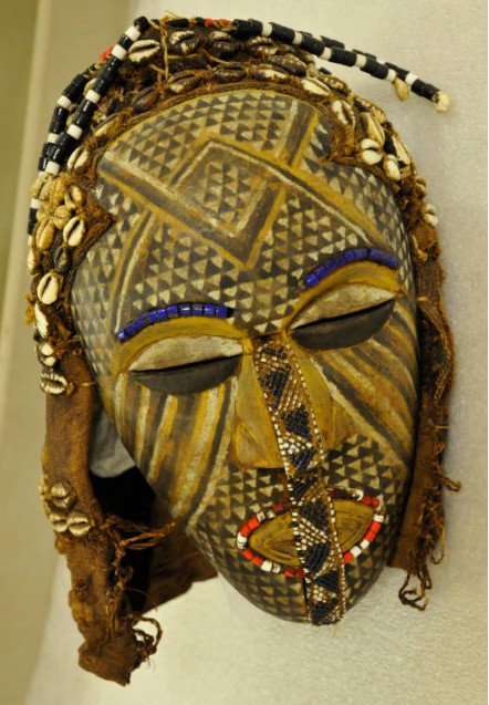 Ngaady a Mwaash mask Carlos Museum Emory University 1950's.jpg
