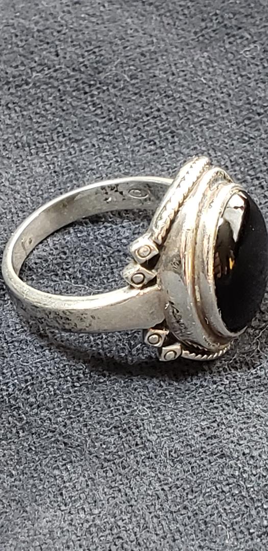 Onyx silver ring 2.jpg