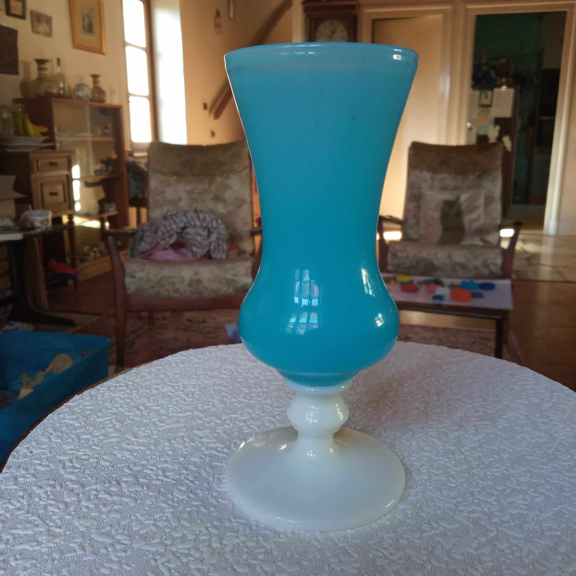 opaline vase 1.jpg