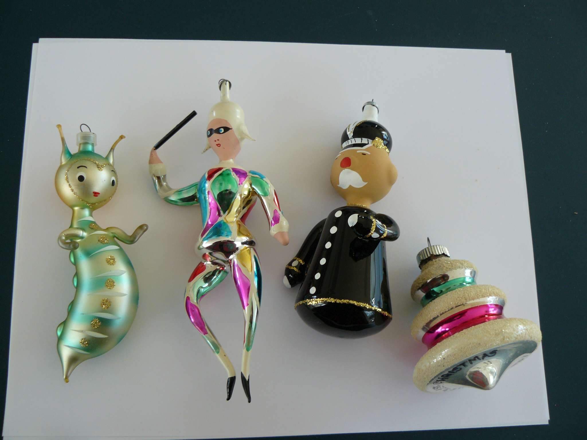 Vintage Signed Italian Blown Glass Christmas Ornaments Antiques Board