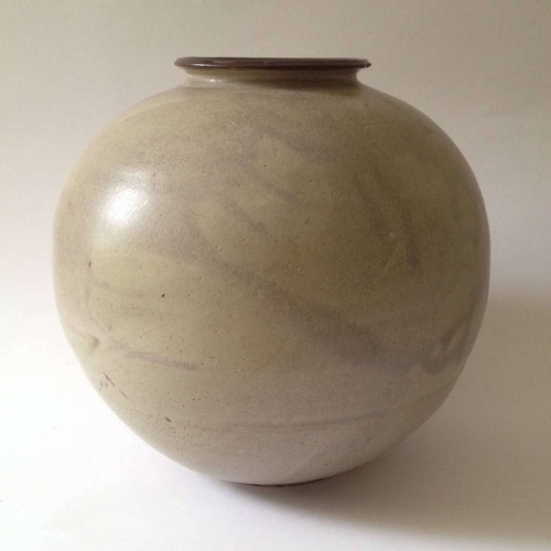 otto-lindig-spherical-vase-1.jpg