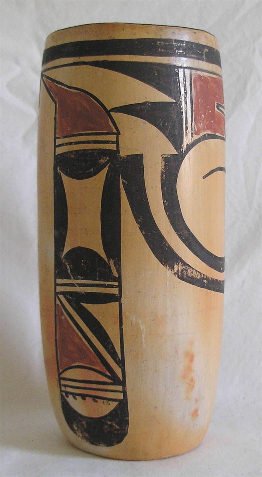 Hopi pottery cylinder vase. Antiques Board