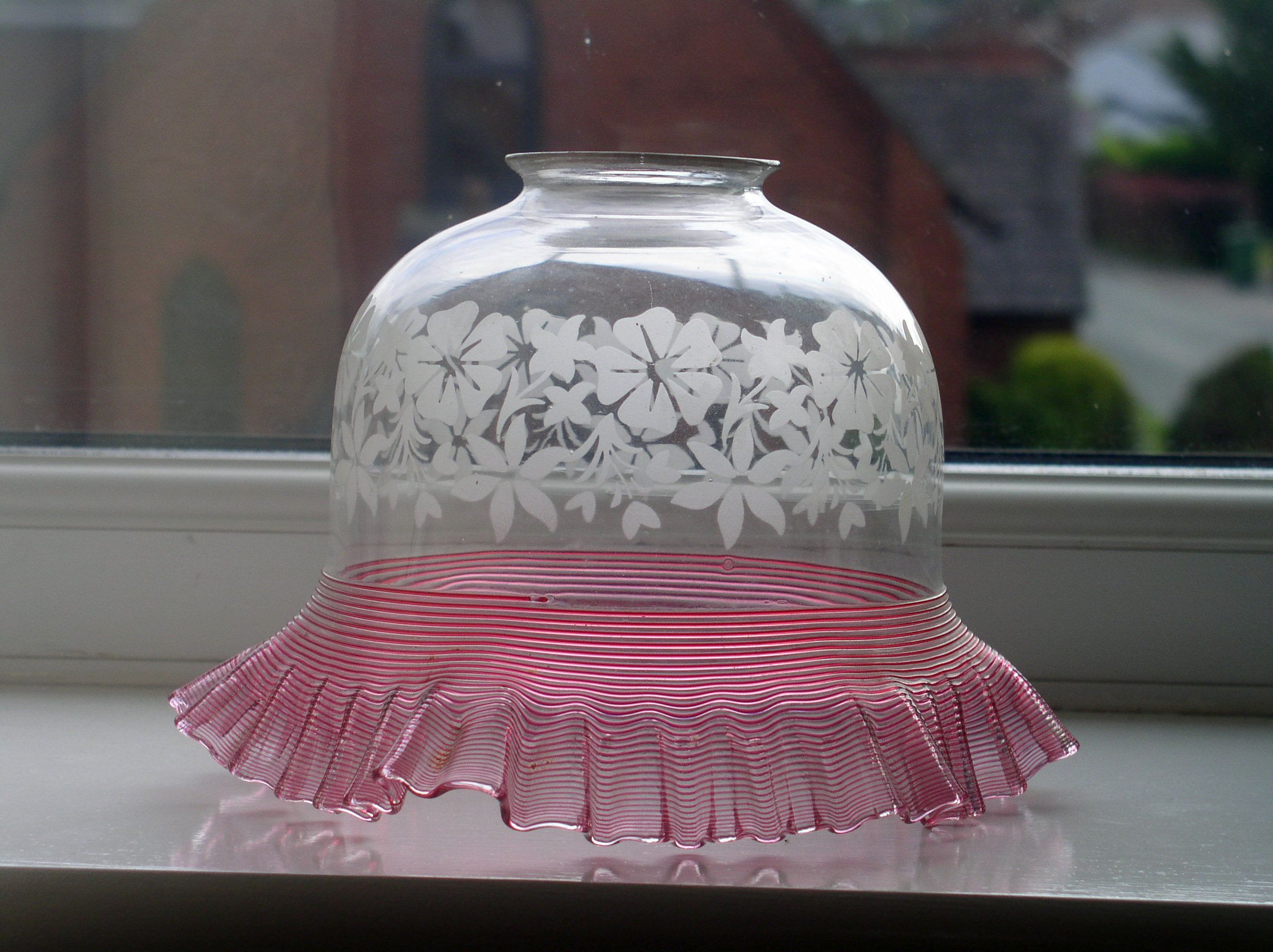 Antique Red Trailed Frilly Rimmed Glass Light Fitting Antiques Board