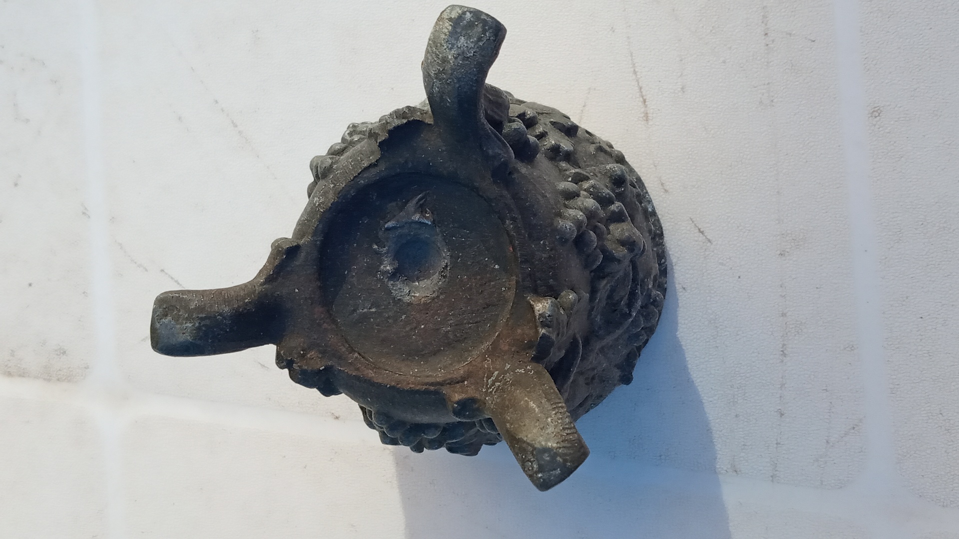 Pewter eggcup 11.JPG