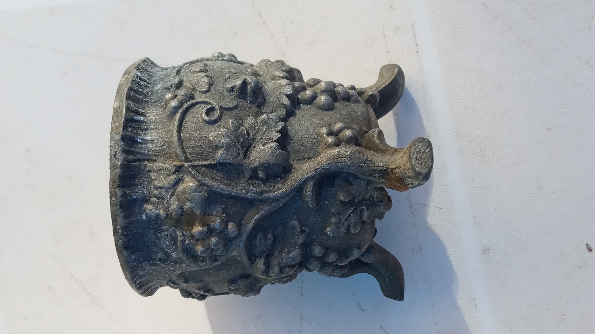 Pewter eggcup 17.JPG