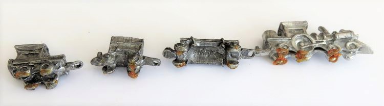 pewter train cars 2.JPG