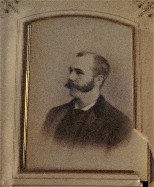 photograph - estate lot 05.jpg