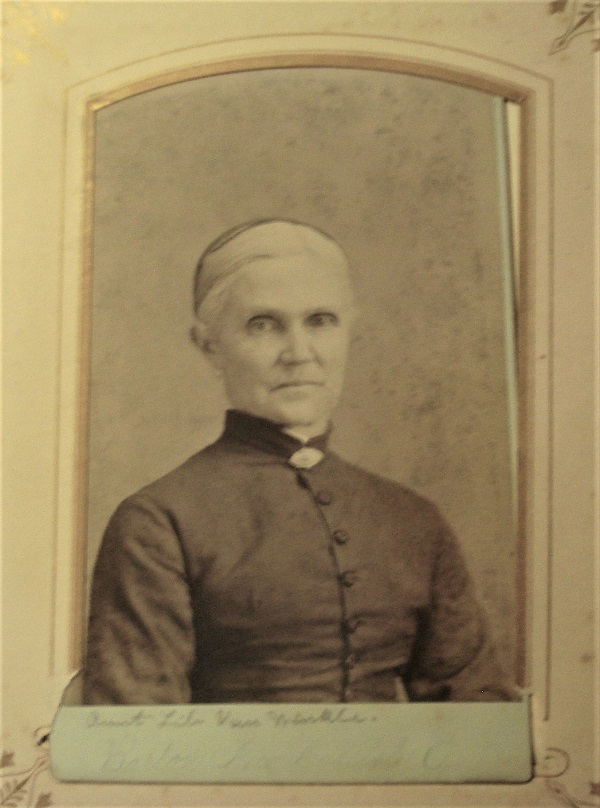 photograph - estate lot 06.jpg