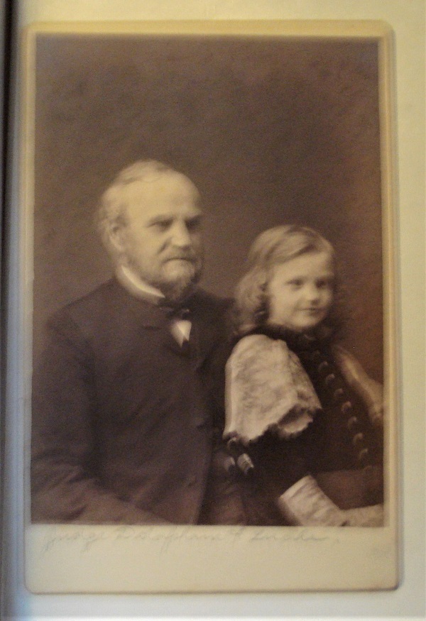 photograph - estate lot 08.jpg