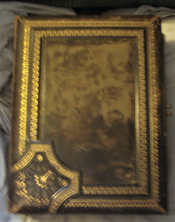 photograph - estate lot albumn.jpg