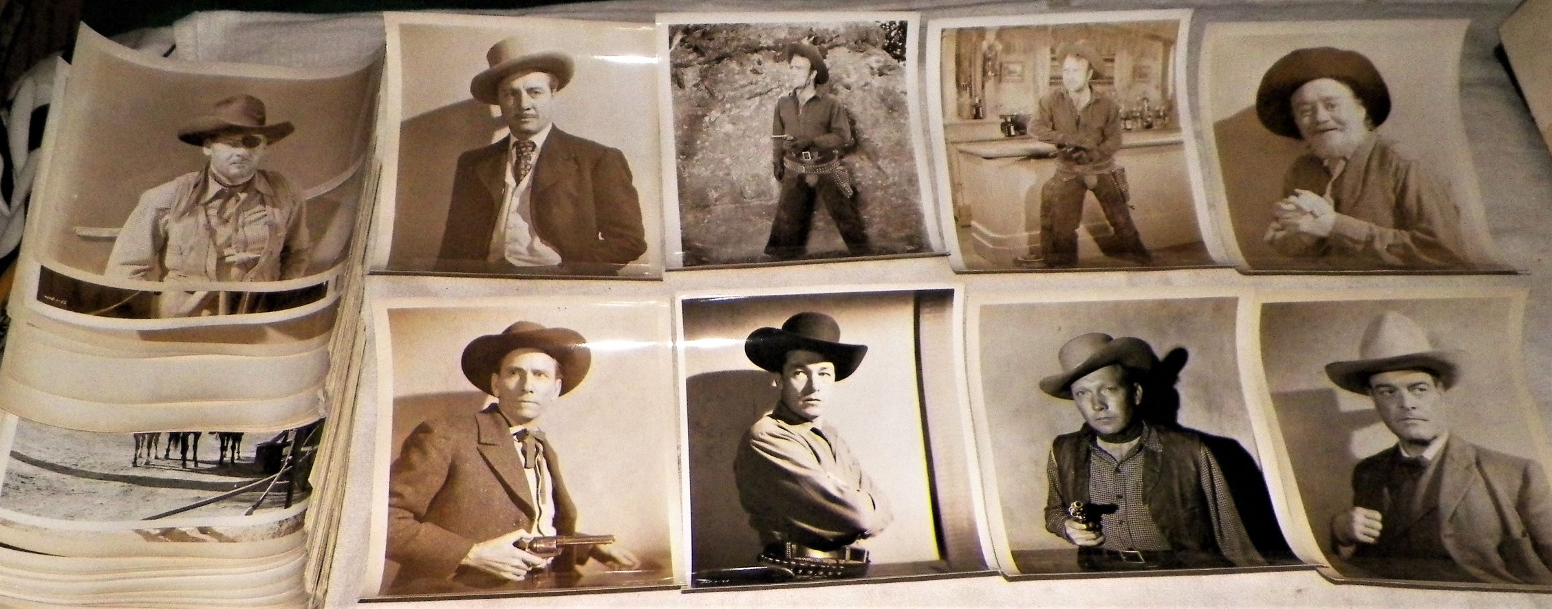PHOTOGRAPH WESTERN 2AA.JPG