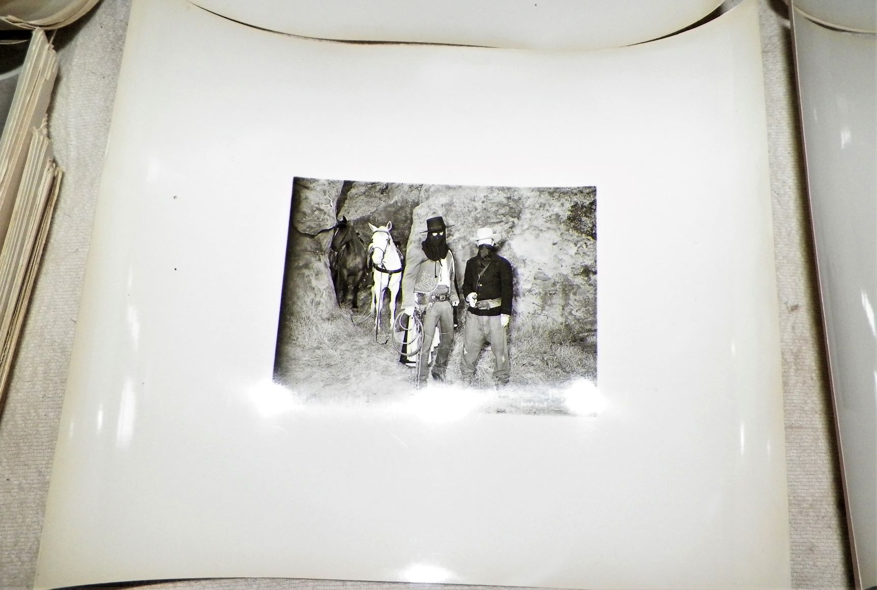 PHOTOGRAPH WESTERN 4AA.JPG