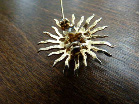 pin back clasp.JPG