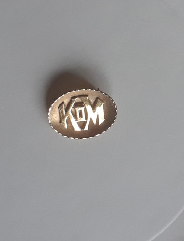 PIN GF INITIALS K M b.jpg