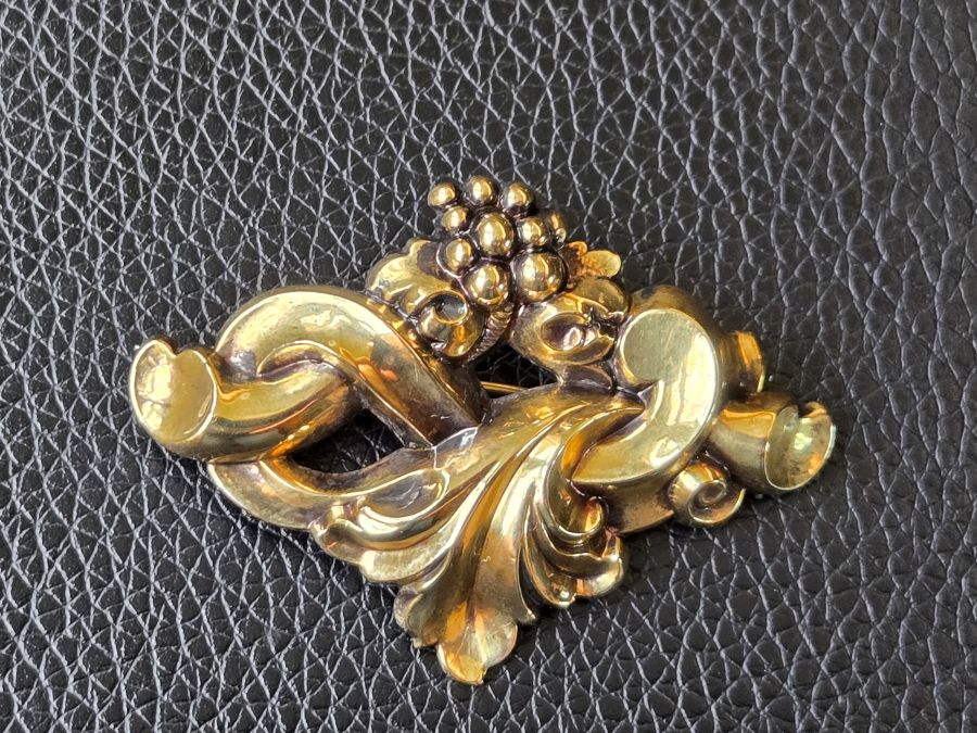 pin1.jpg