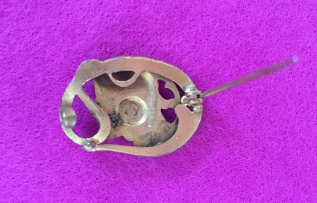 pin2.jpg