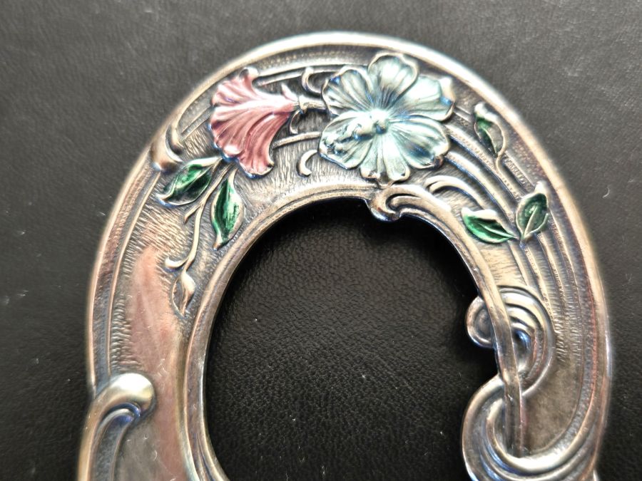 pin2.jpg