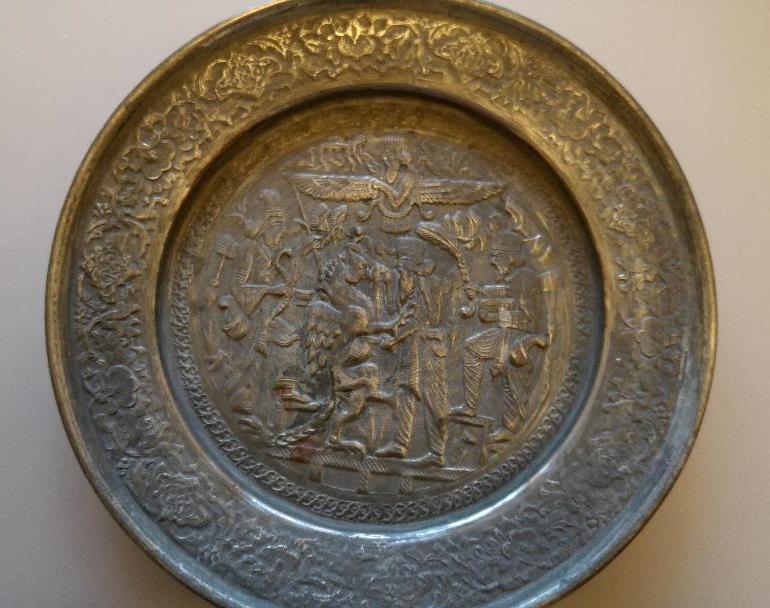 Copper plates depicting medieval scenes Antiques Board