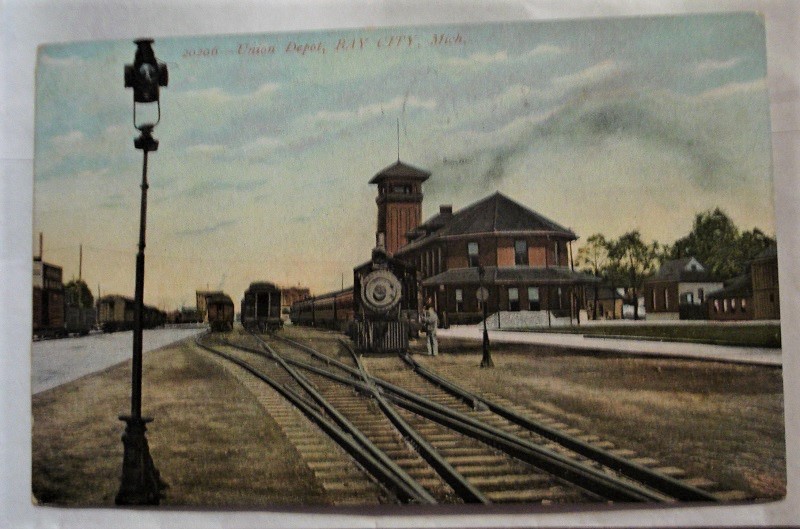 postcard bay city union depot.jpg