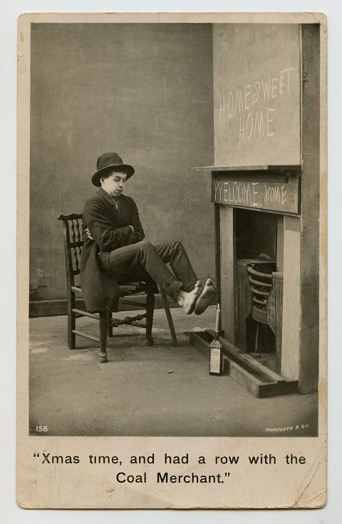 postcard Christmas New Years 01lla.jpg