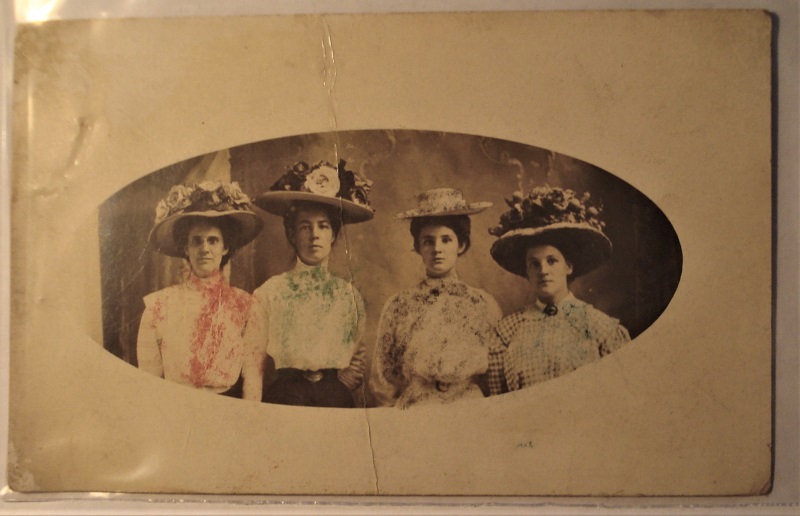 postcard lot - ladies in hats.jpg